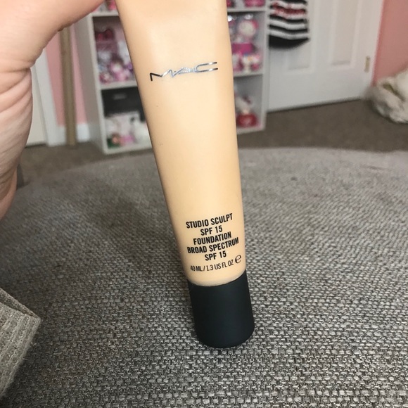 MAC Cosmetics Other - MAC Studio Sculpt NC 30